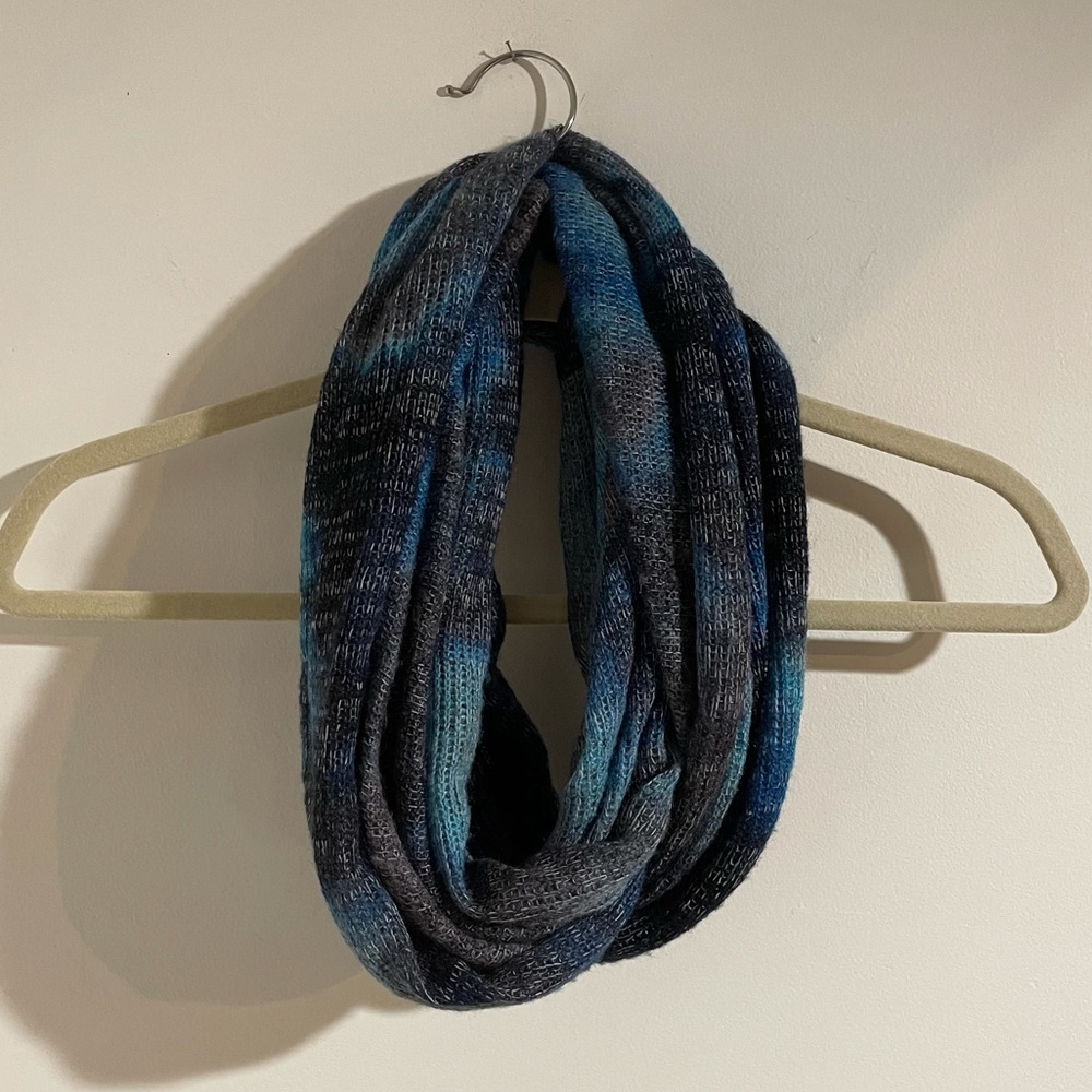 Steve Madden Blue Infinity Scarf